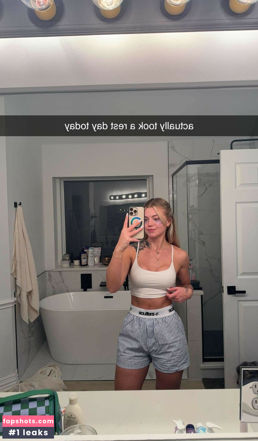 abigailwhhite gallery photo #6