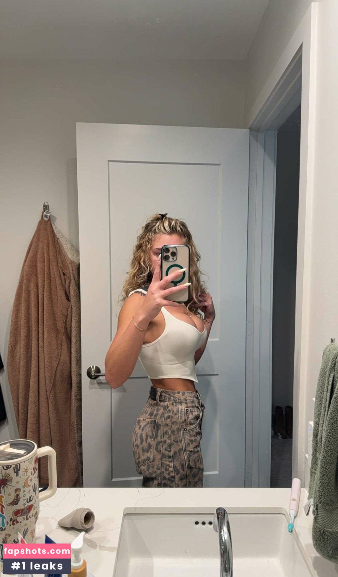 abigailwhhite gallery photo #85