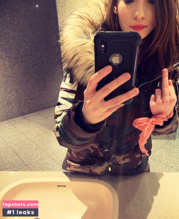 AbnormalXO gallery photo #2