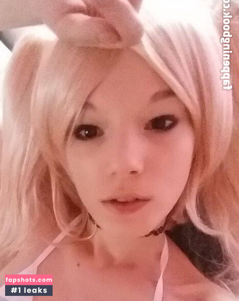 AbnormalXO nude babe gallery