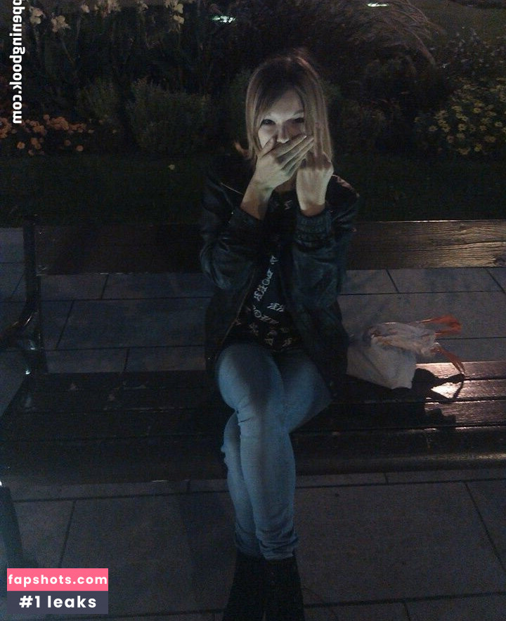 AbnormalXO gallery photo #5