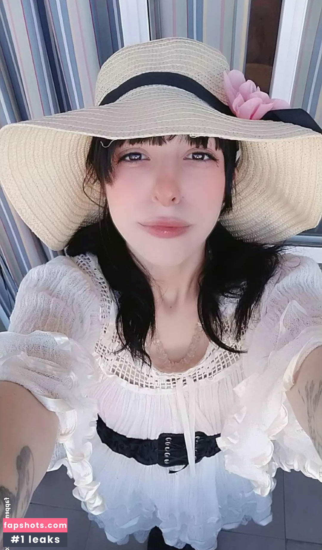 Aboutsoffy gallery photo #12