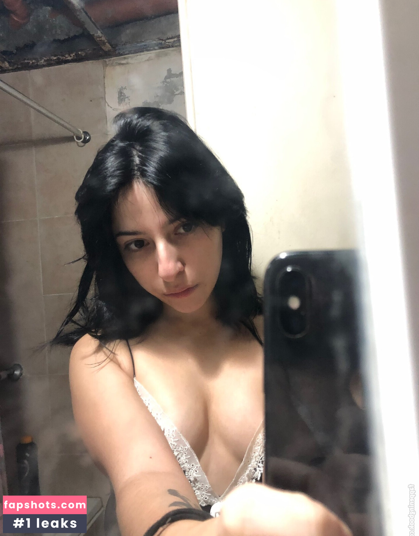 Aboutsoffy gallery photo #14