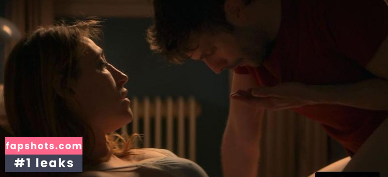 Abril Zamora gallery photo #3