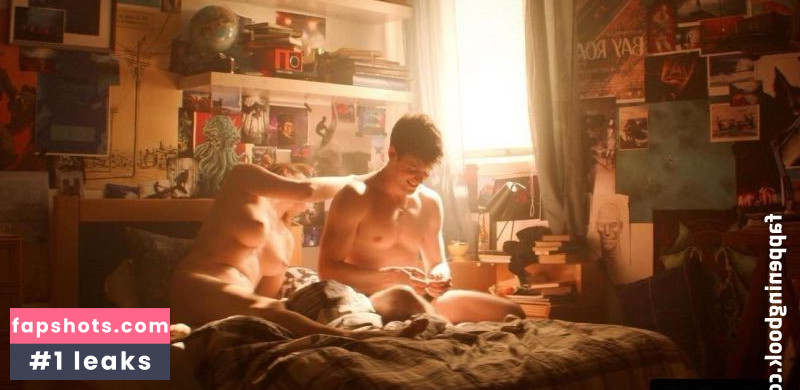 Abril Zamora gallery photo #4