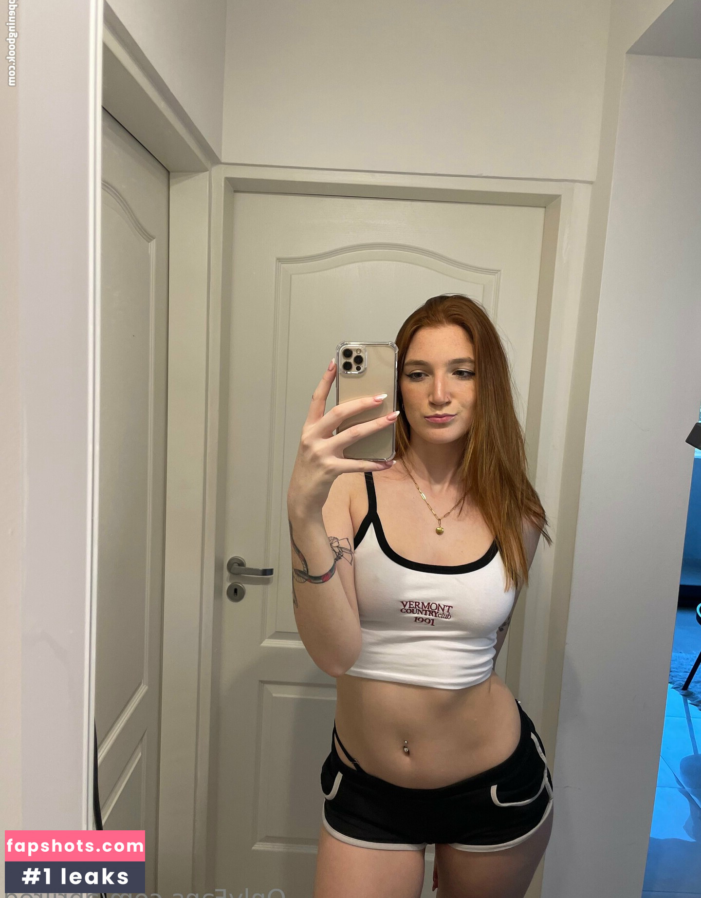 abrilred gallery photo #25