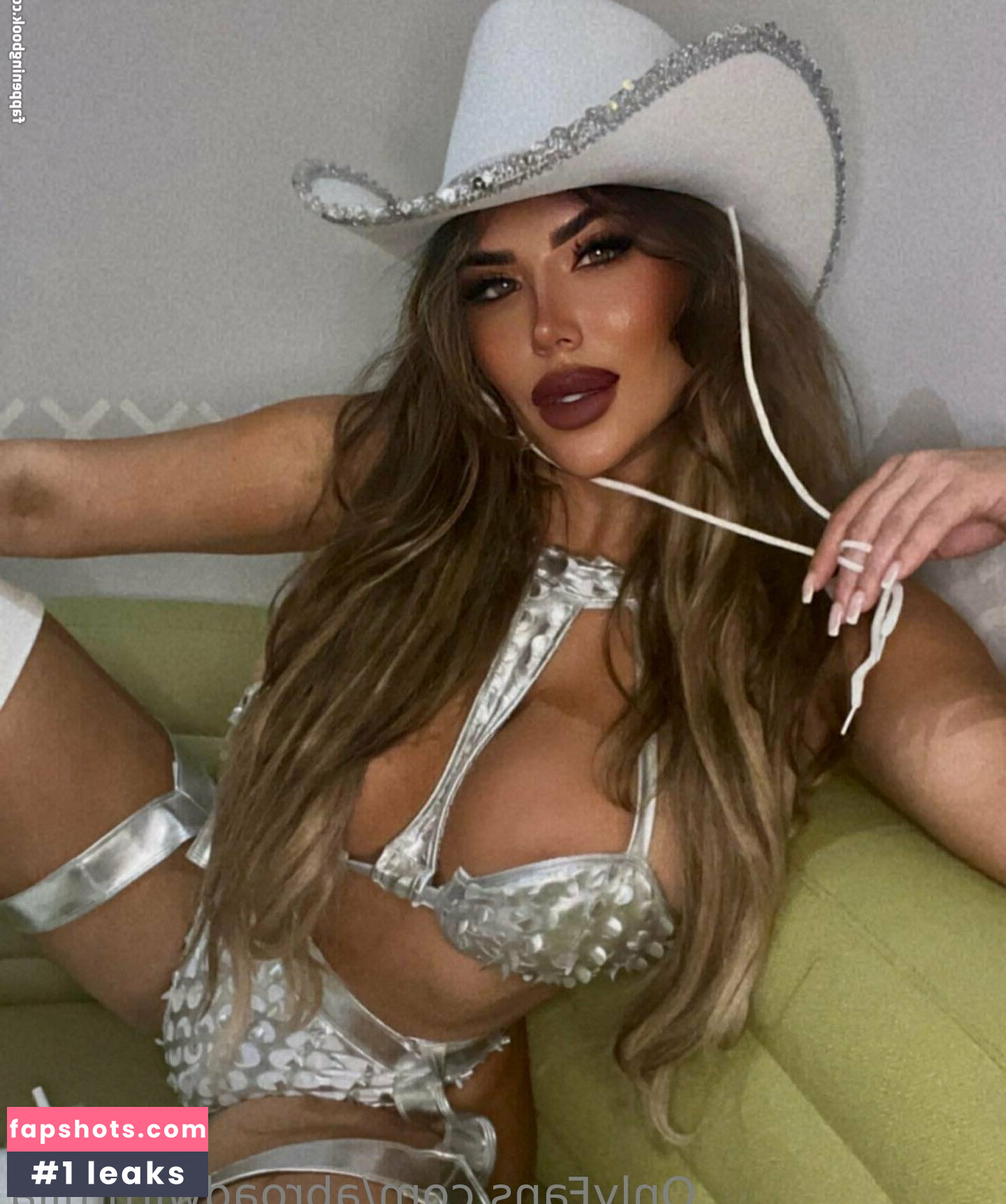 Abroadwithmila gallery photo #83