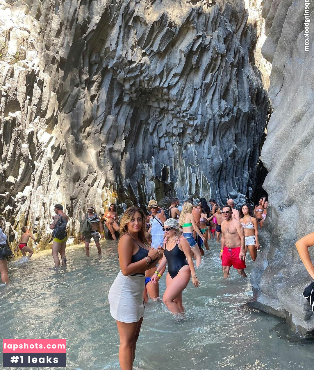 Acqua In Bocca Nude Leaks OnlyFans Photos #24 - LeakJerk