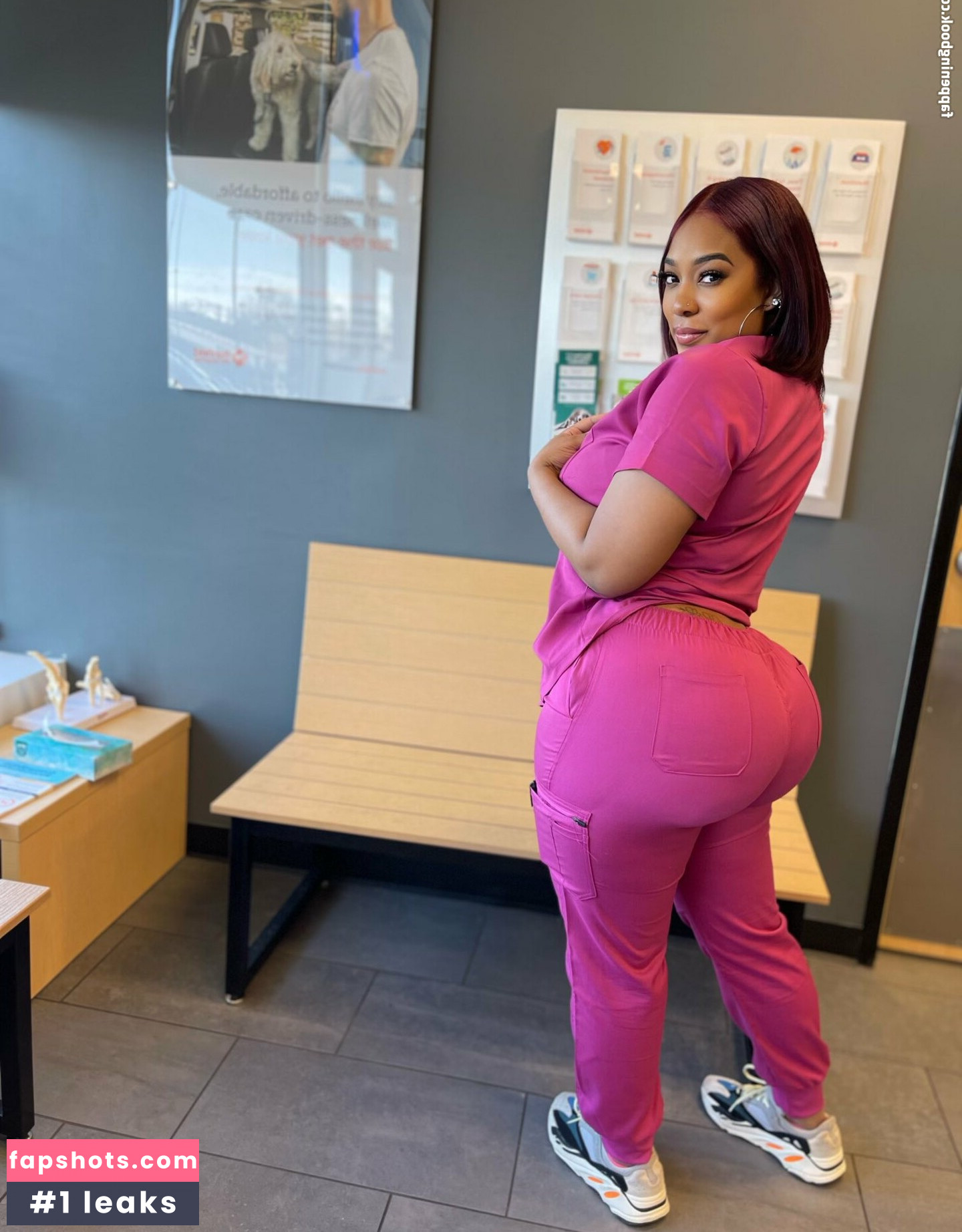 ActingLightskin gallery photo #3