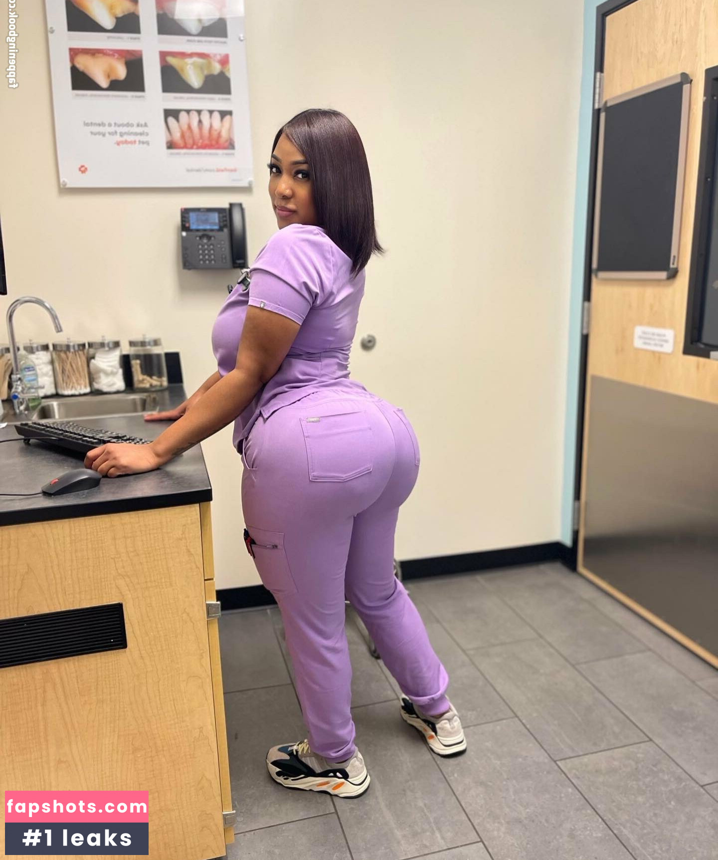 ActingLightskin gallery photo #8