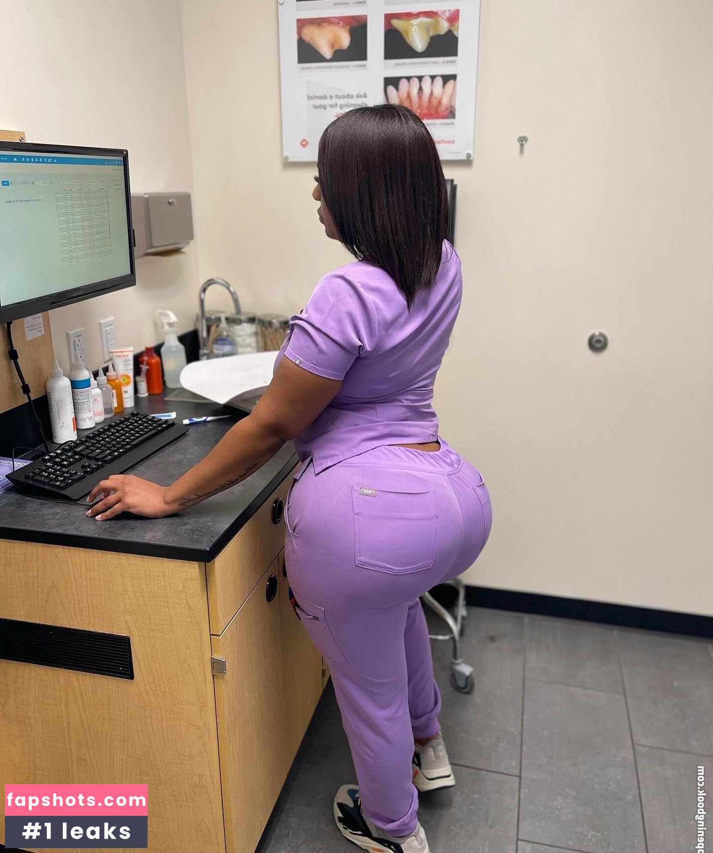 ActingLightskin gallery photo #10