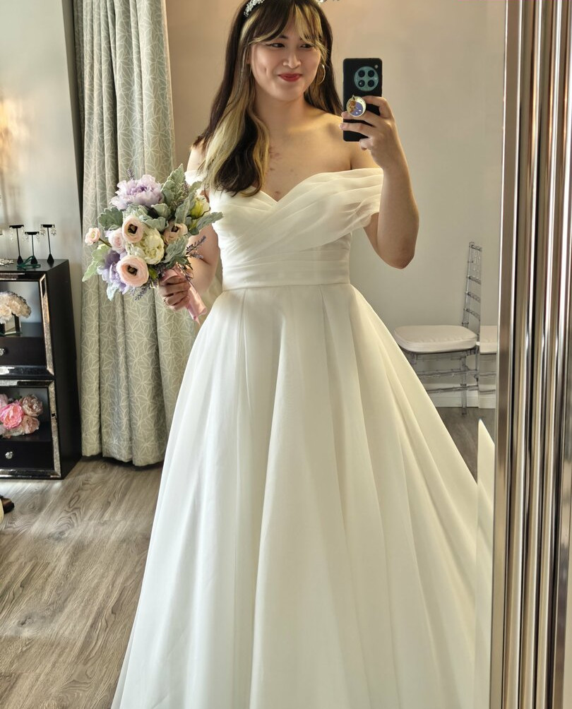 actuallyapril gallery photo #2