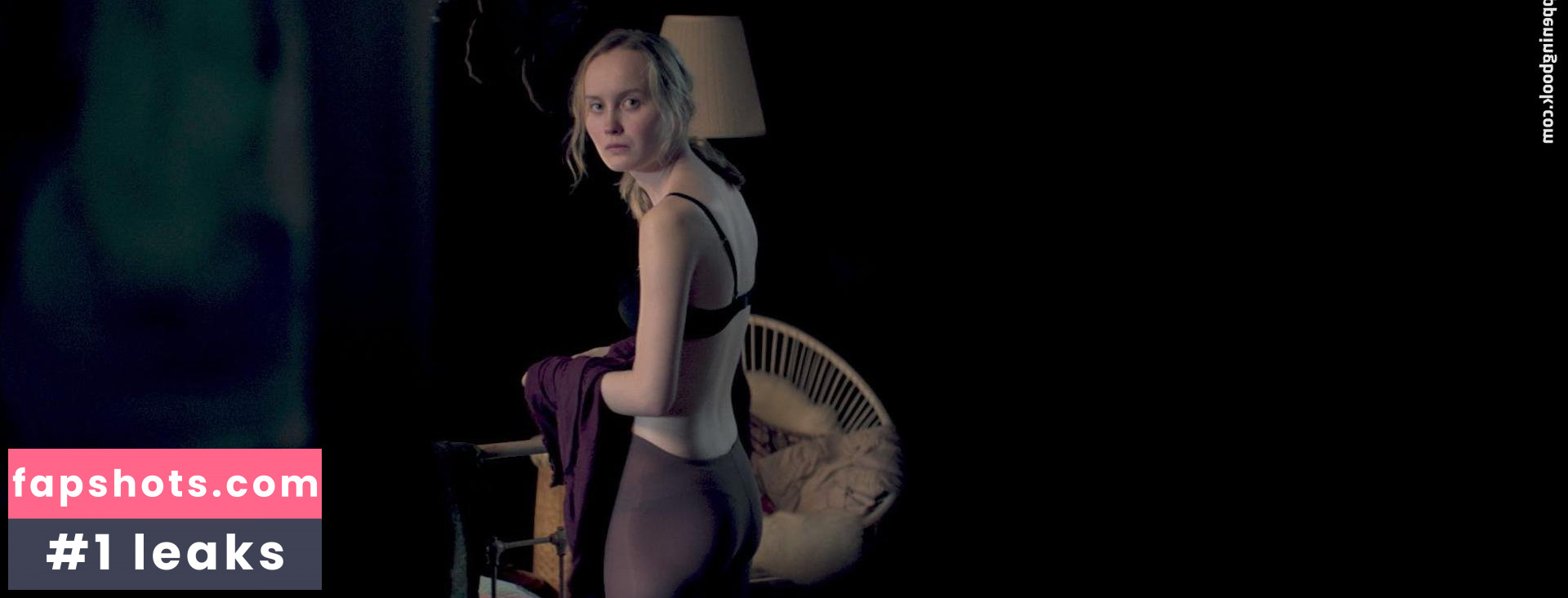 Ada Philine Stappenbeck gallery photo #2