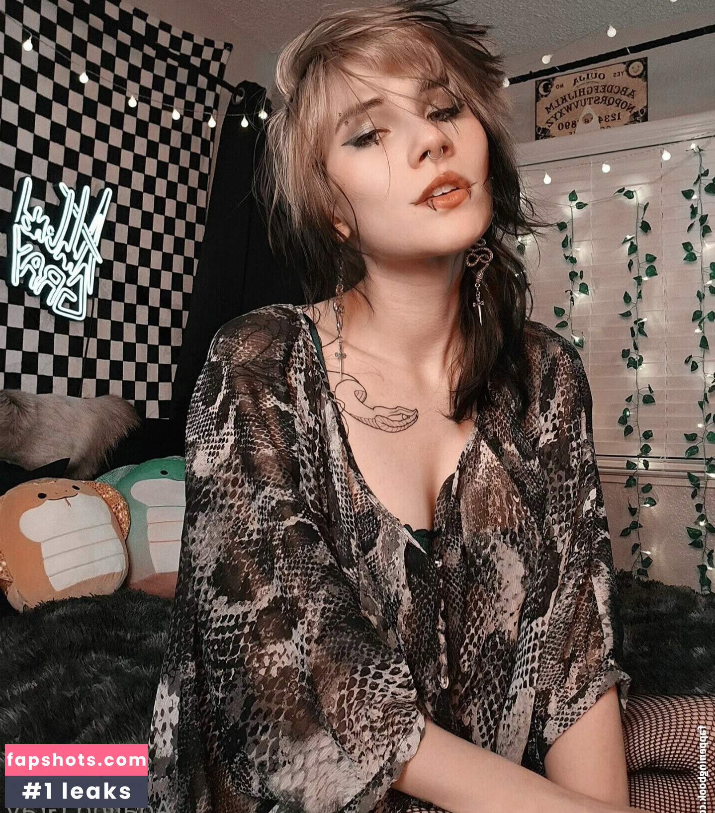 Adalind Gray Nude Leaks OnlyFans Photos #47 - LeakJerk