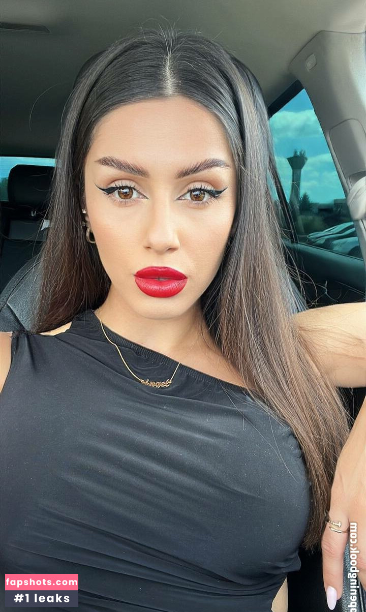 Adalline gallery photo #2