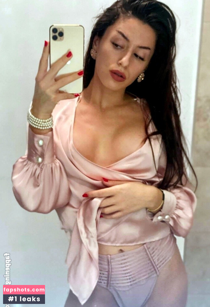 Adalline gallery photo #36