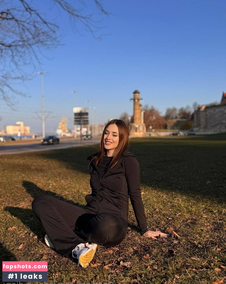 adalyn.diary gallery photo #40