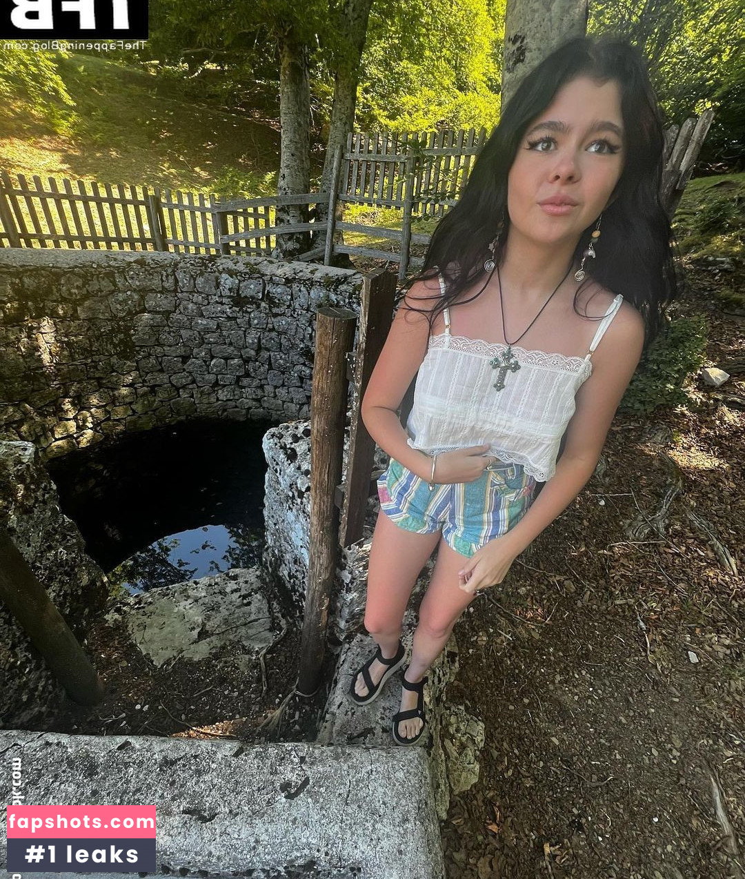 Addison Riecke gallery photo #14