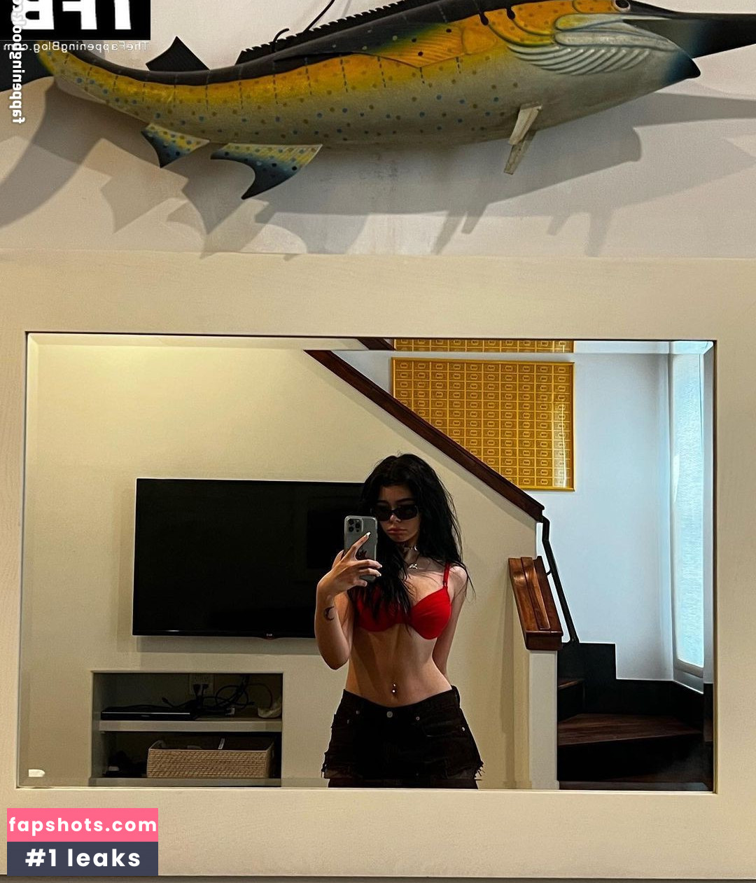 Addison Riecke gallery photo #17