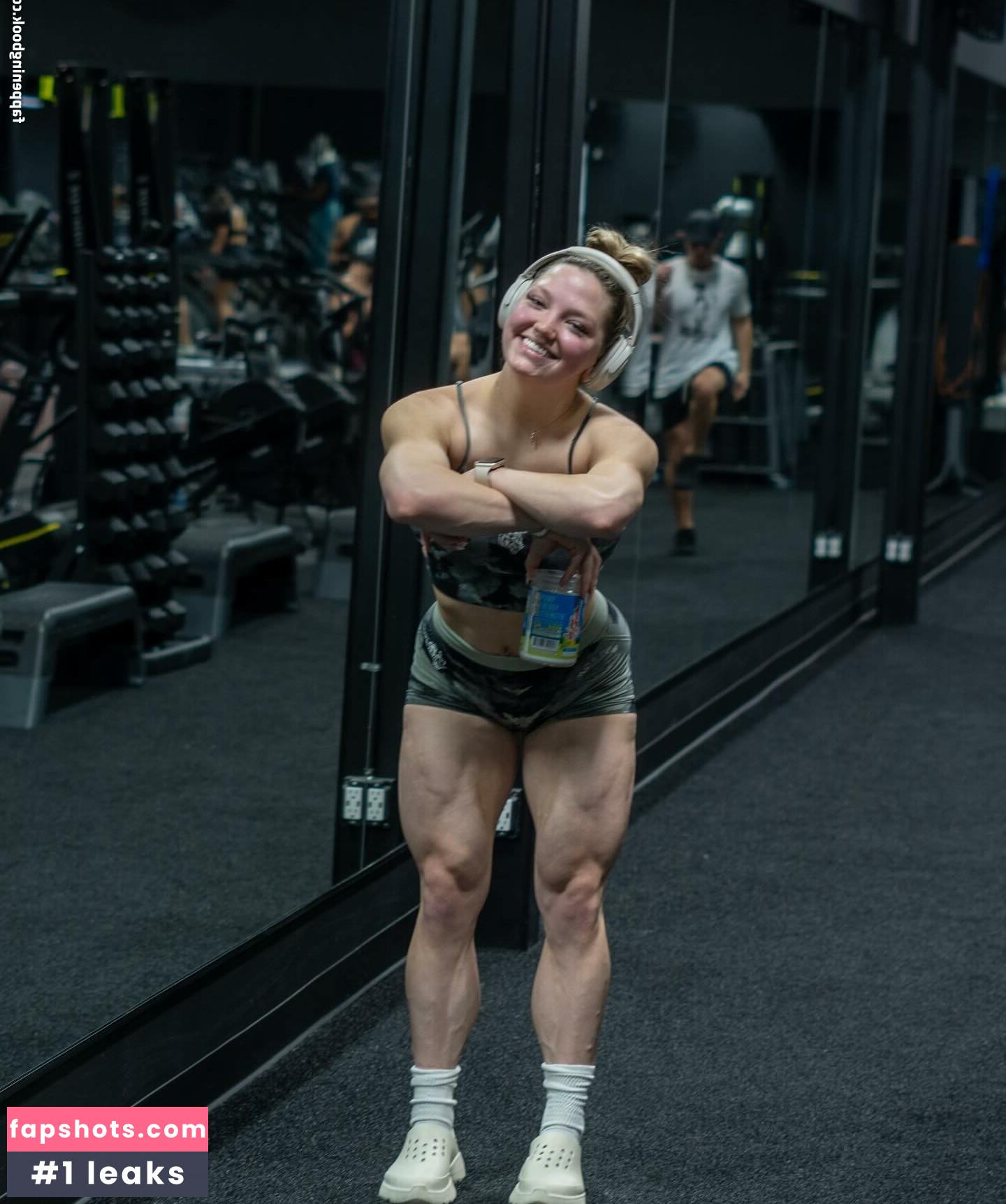 Addison Shields gallery photo #14