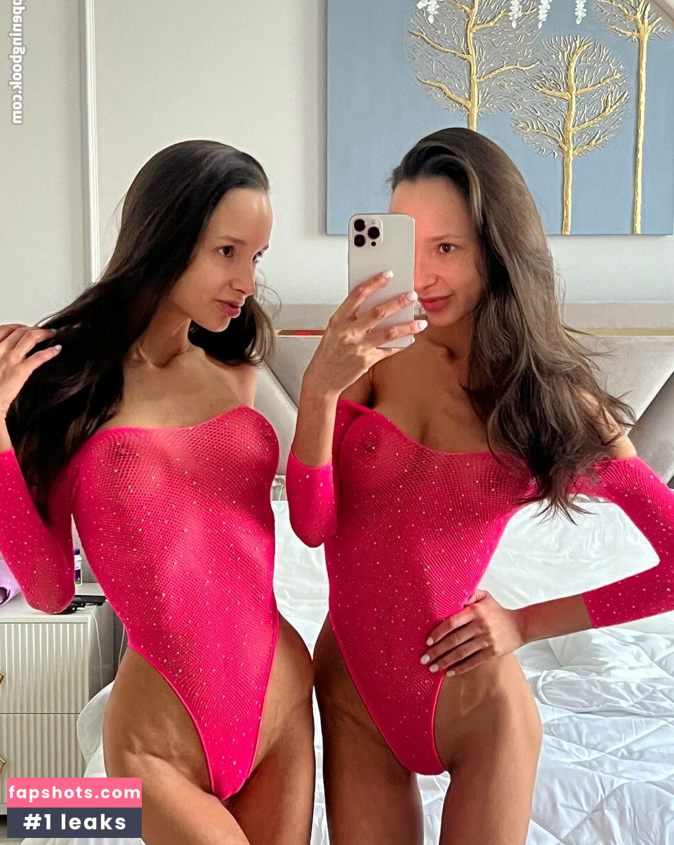 Adelalinka Twins gallery photo #84
