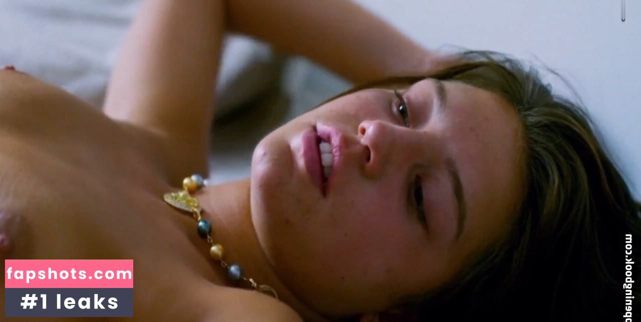 Adèle Exarchopoulos gallery photo #30