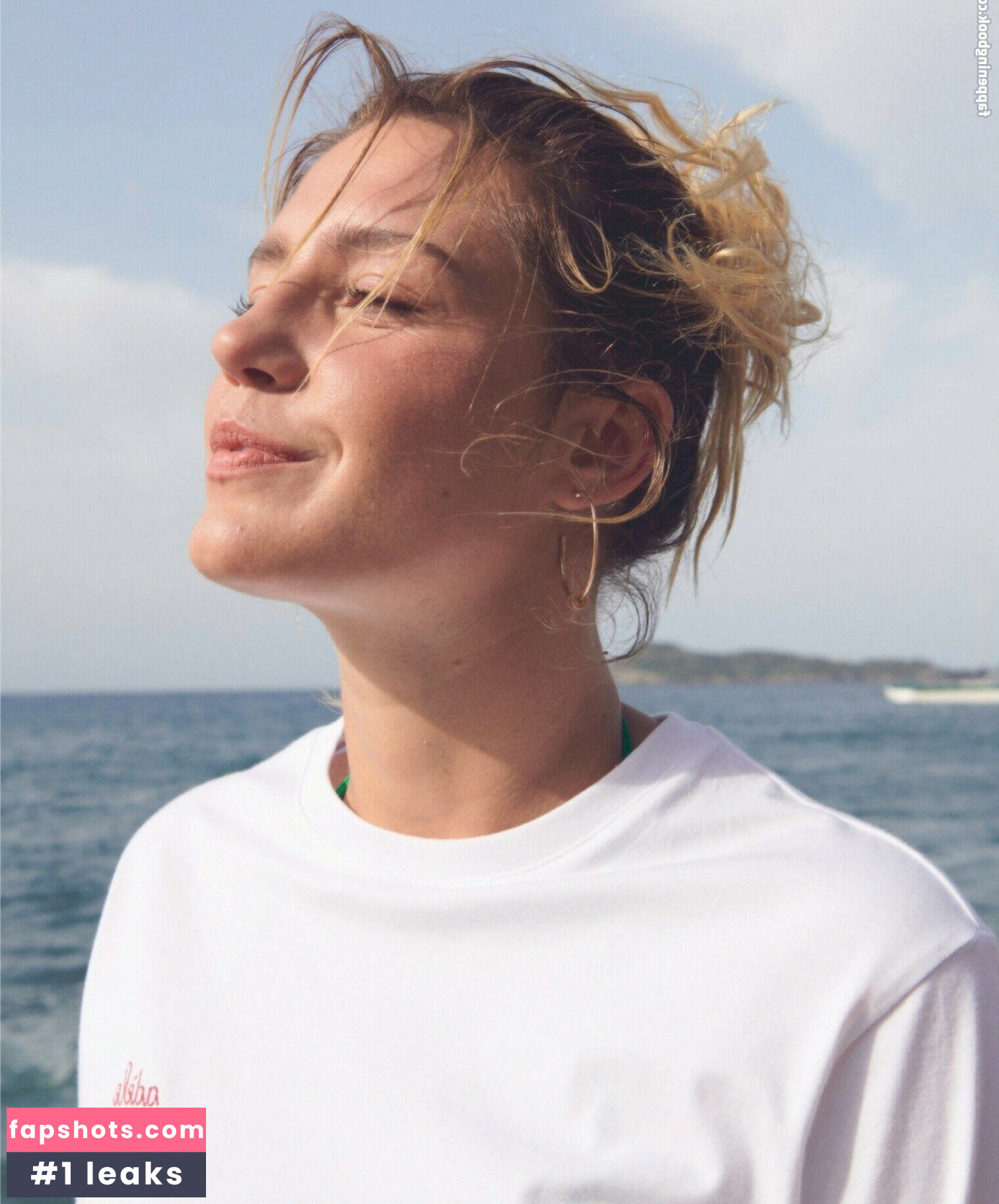 Adèle Exarchopoulos gallery photo #49