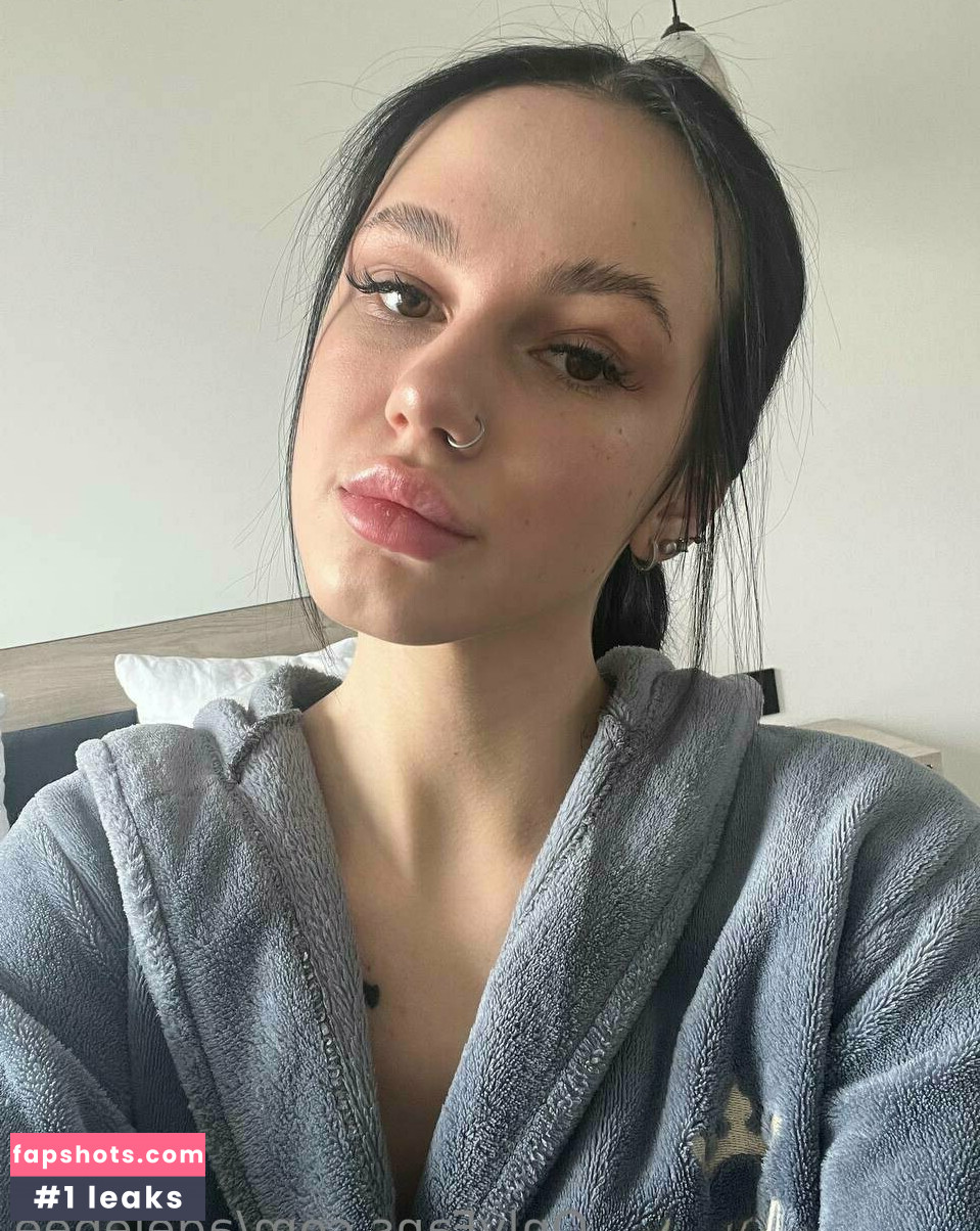 adelebee gallery photo #67