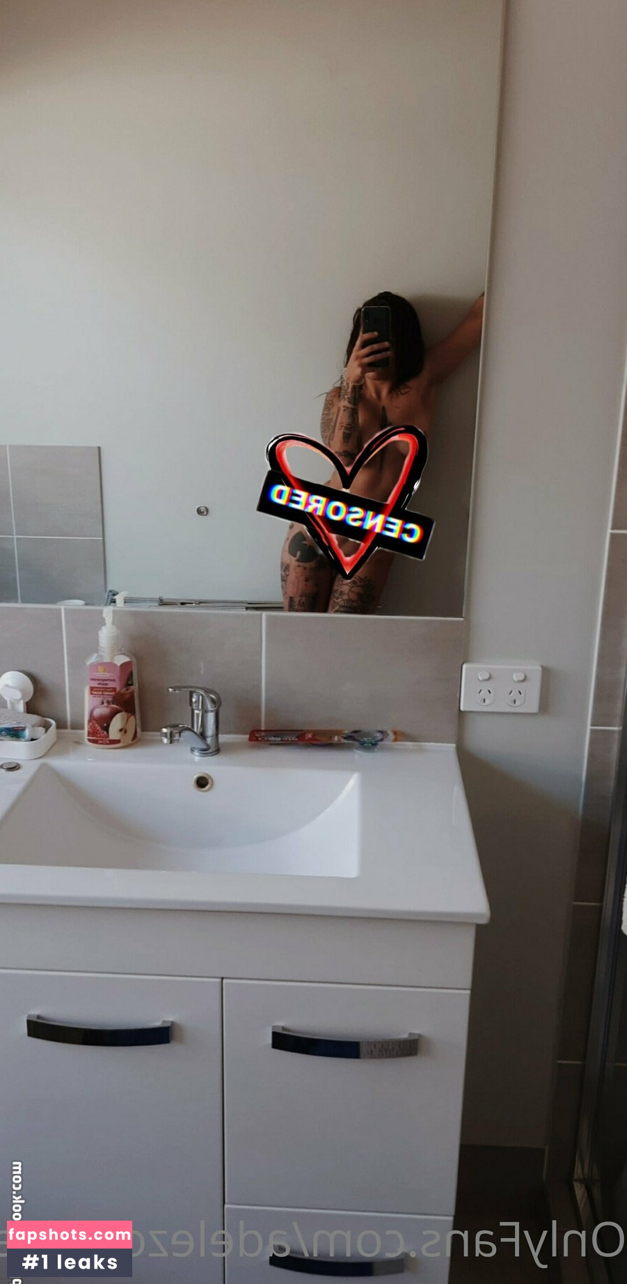 adelezora-leefree nude babe gallery