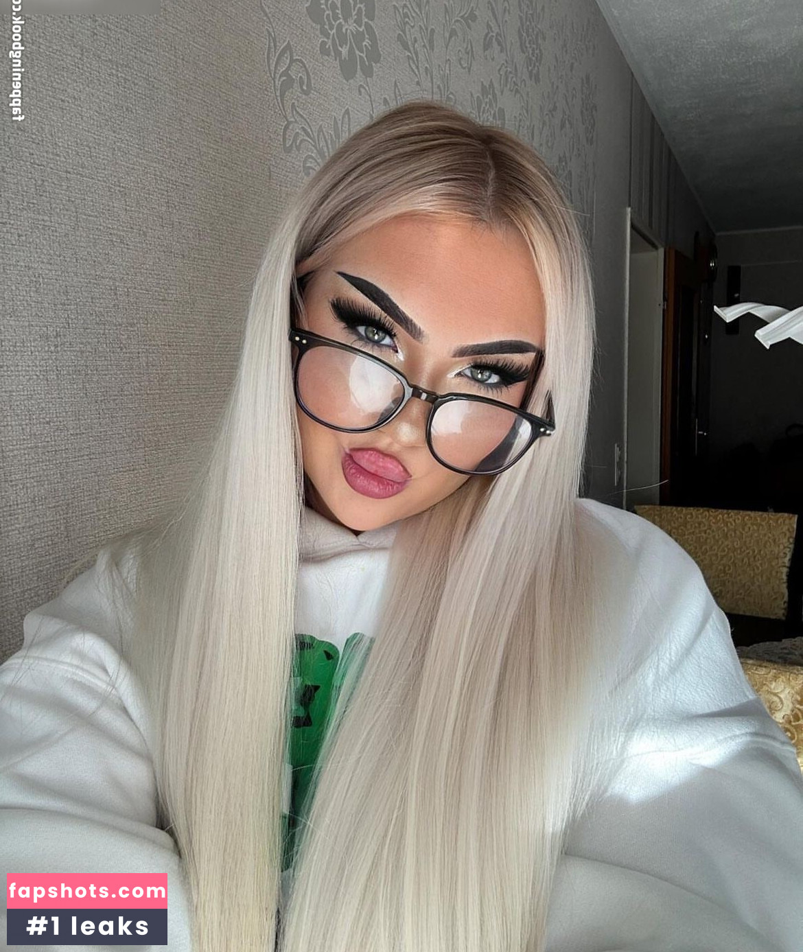 Adelina dalevska gallery photo #27