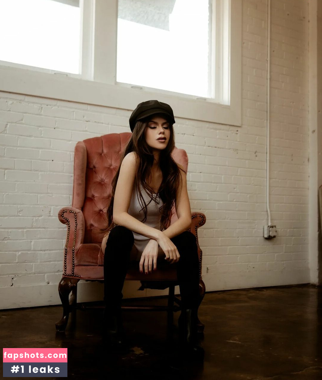 adelinesofficial gallery photo #19