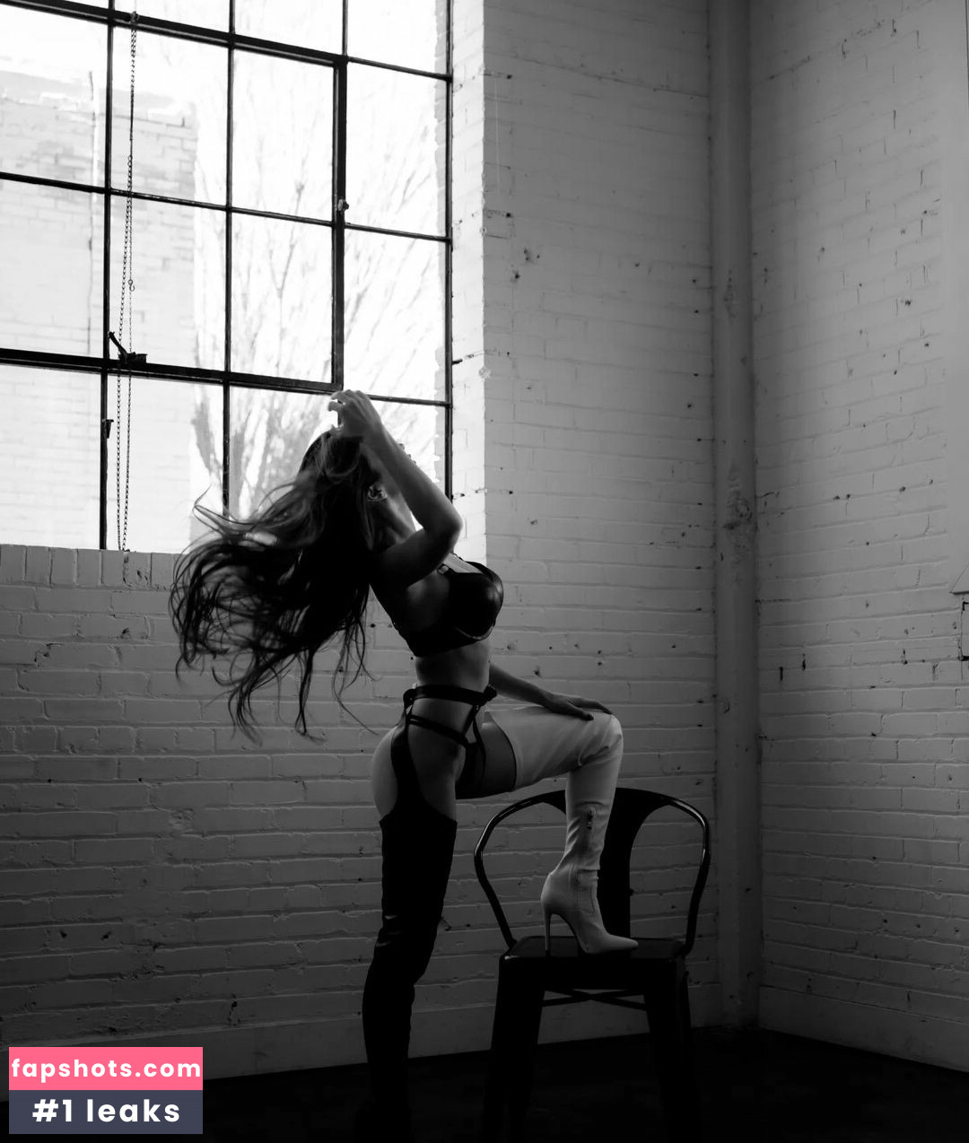 adelinesofficial gallery photo #8