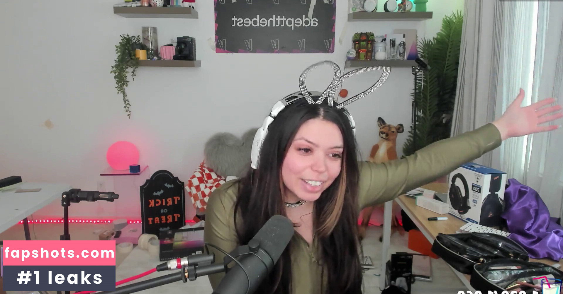 Adeptthebest gallery photo #10