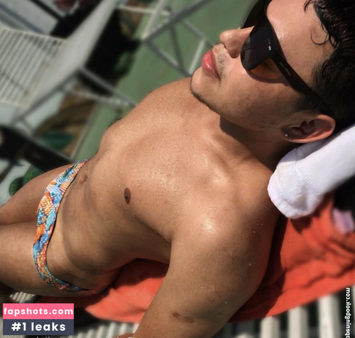 adielcastelo gallery photo #5