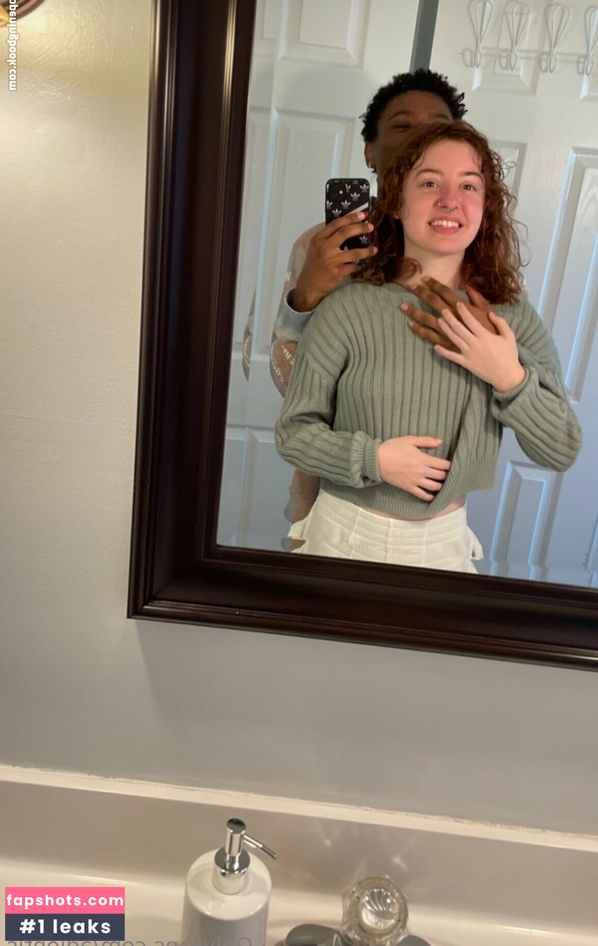 adiontis gallery photo #6