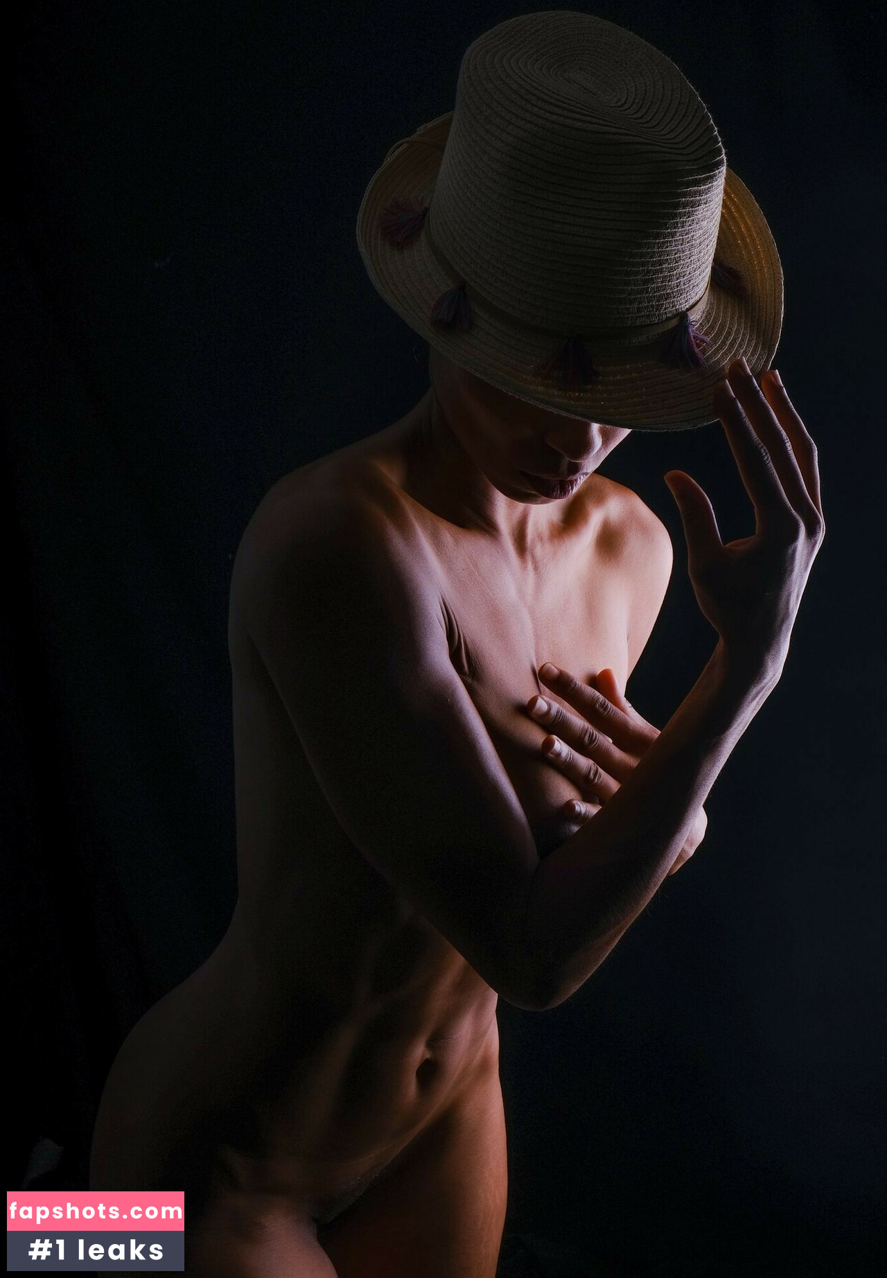 Adjouai gallery photo #42