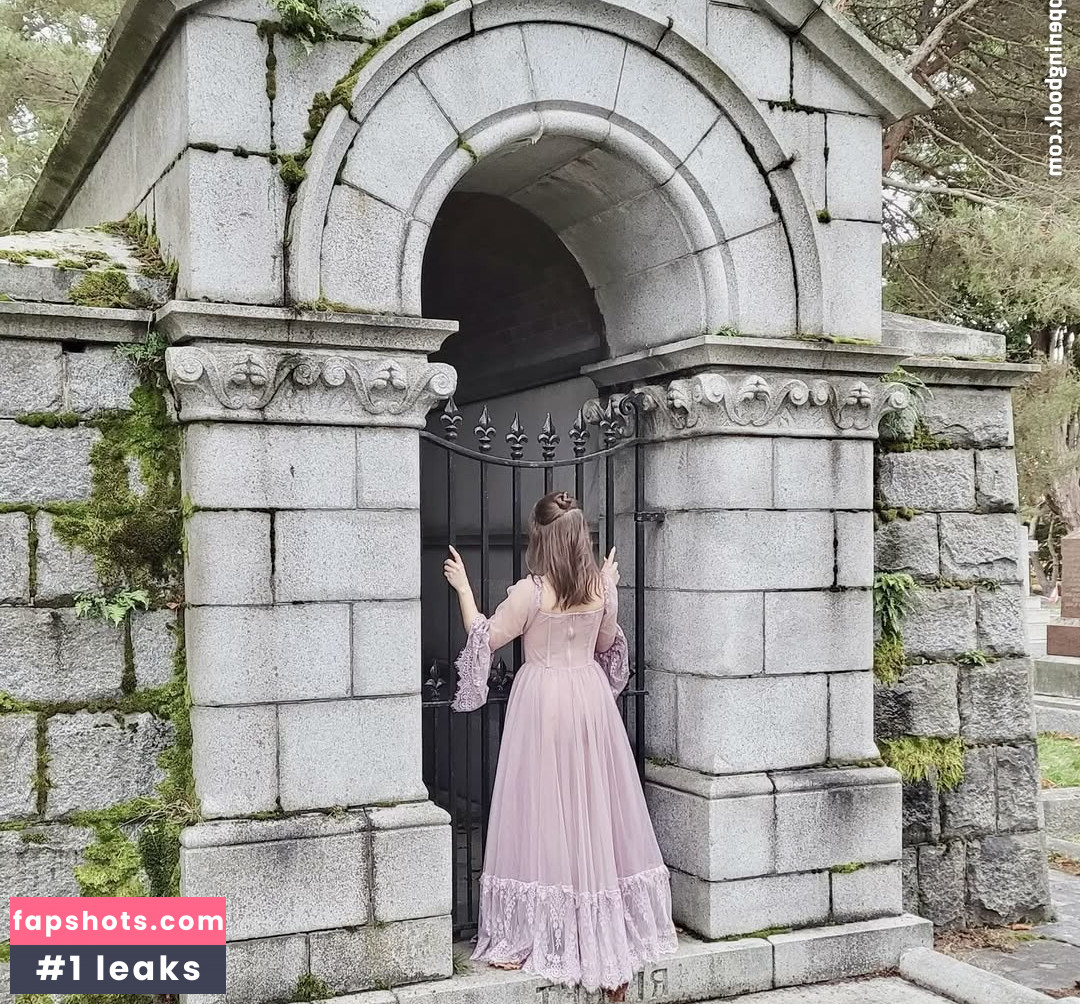 Adora_Amour gallery photo #23