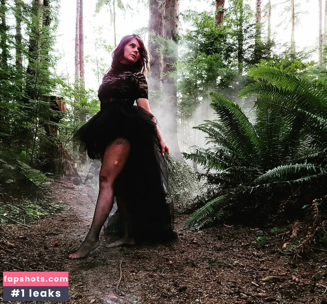 Adora_Amour gallery photo #29