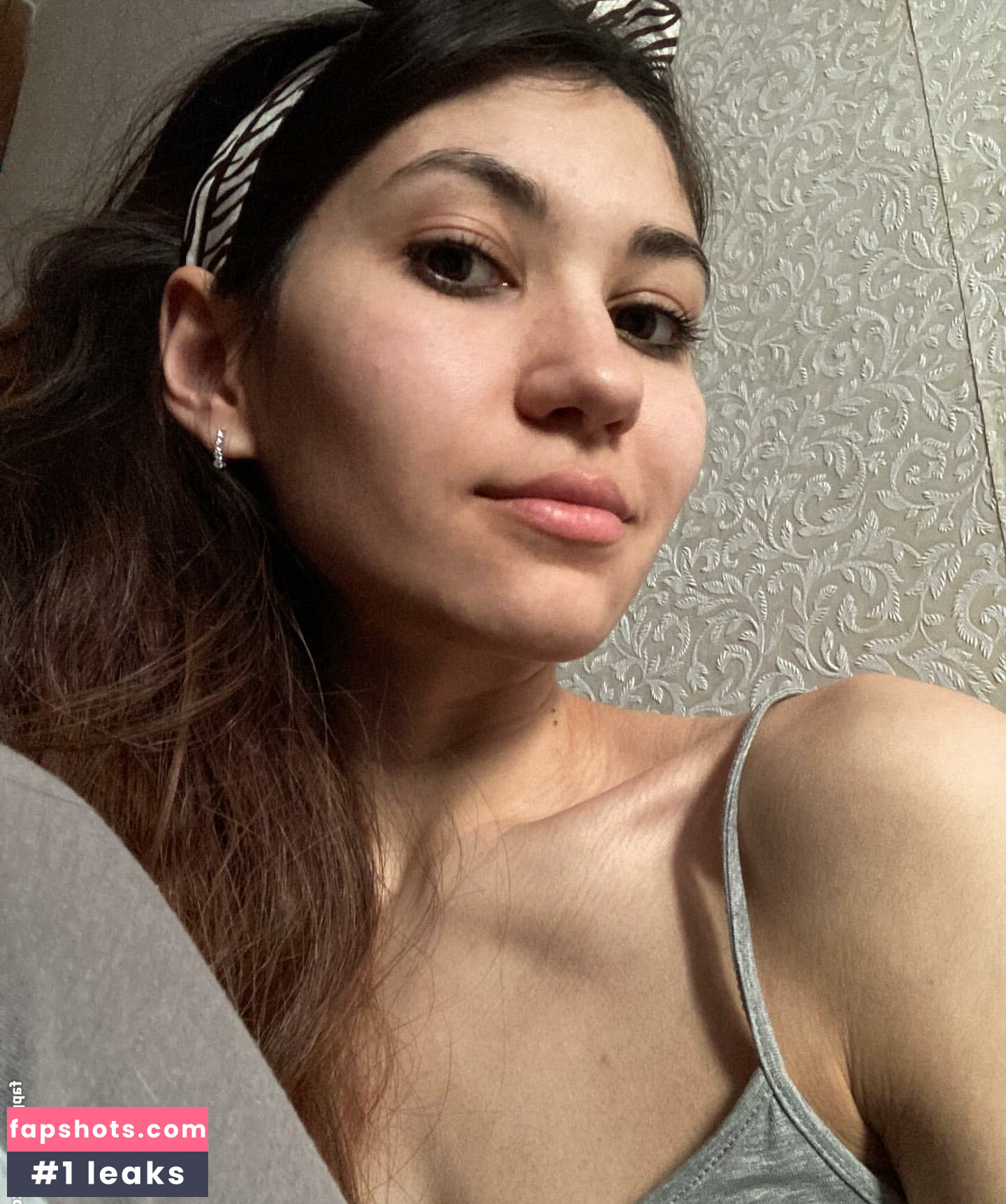 adorable_dina_official gallery photo #42