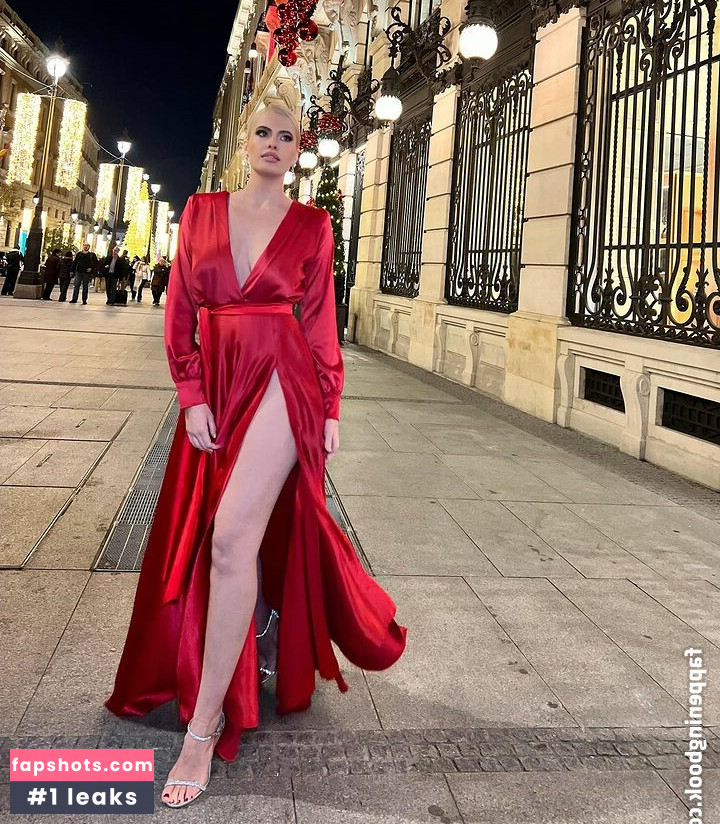 Adriana Abenia Nude Leaks OnlyFans Photos #11 - LeakJerk