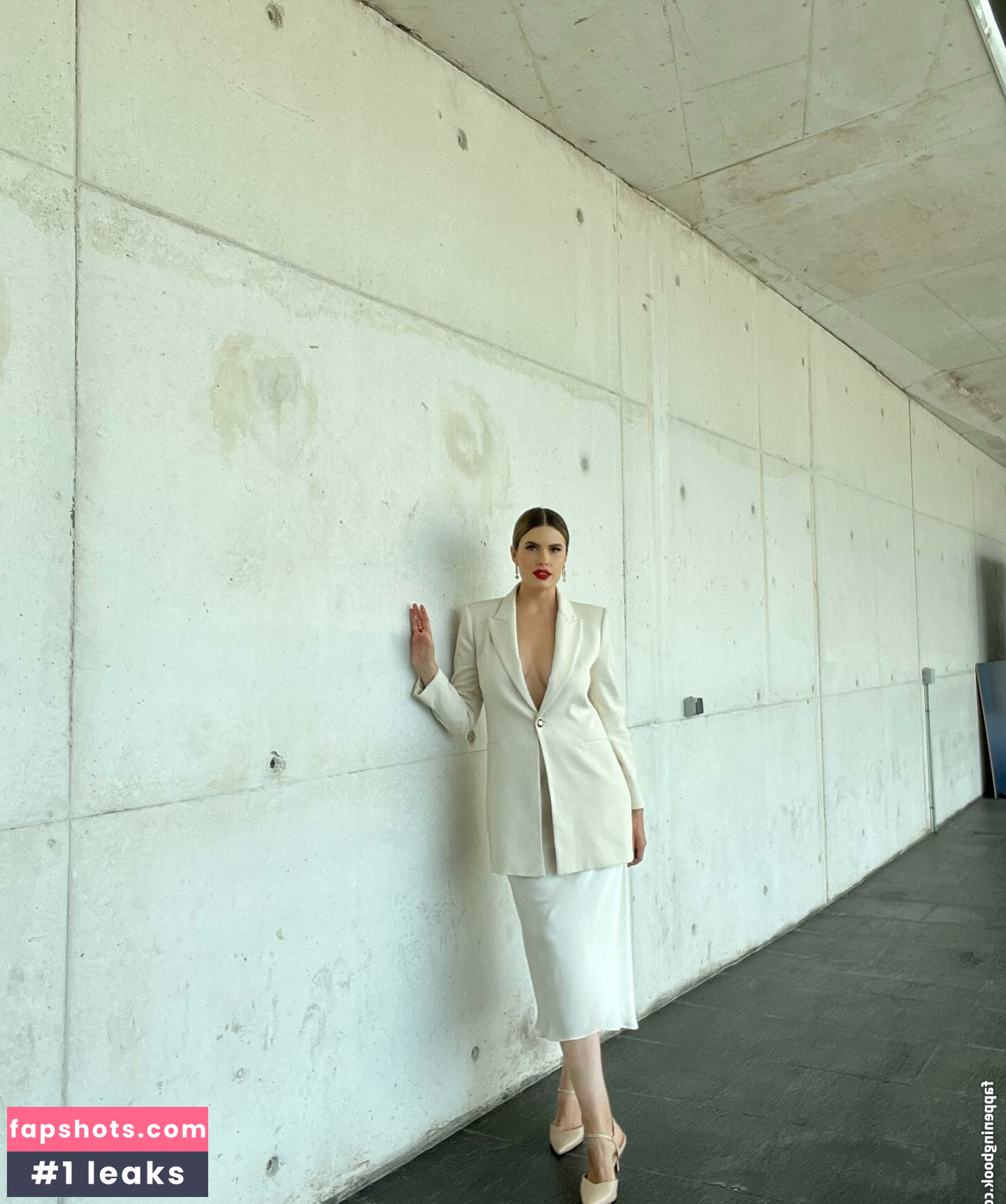 Adriana Abenia Nude Leaks OnlyFans Photos #24 - LeakJerk