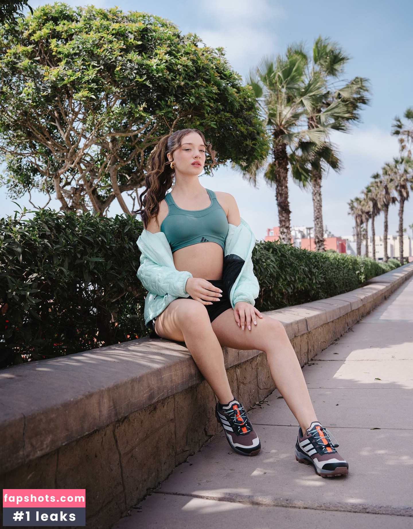 Adriana Campos-Salazar gallery photo #20