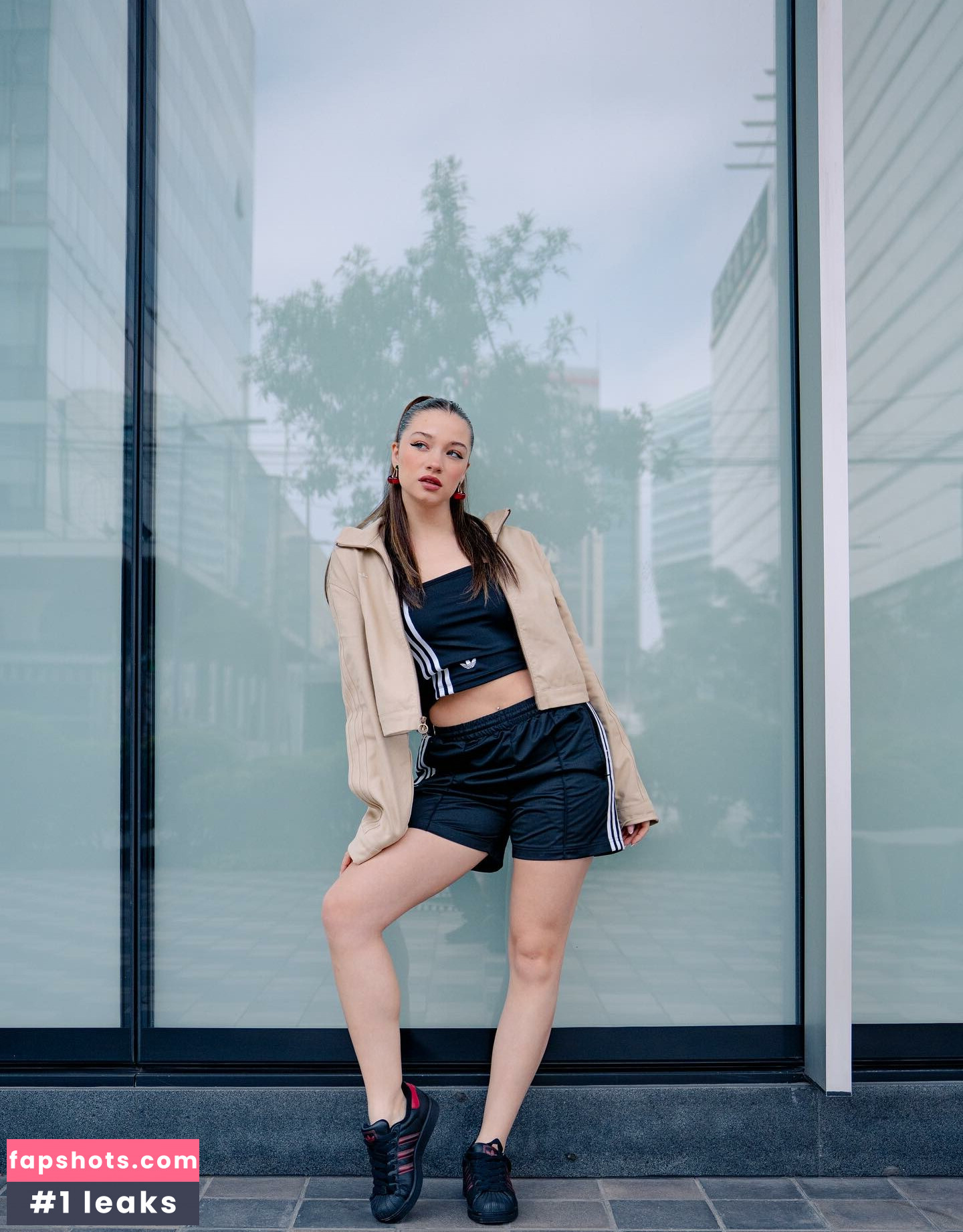 Adriana Campos-Salazar gallery photo #21