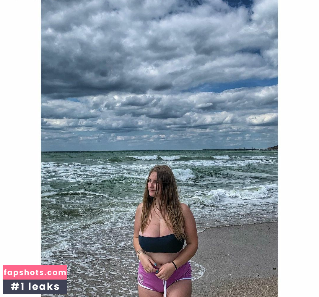 Adriana Catargiu gallery photo #11