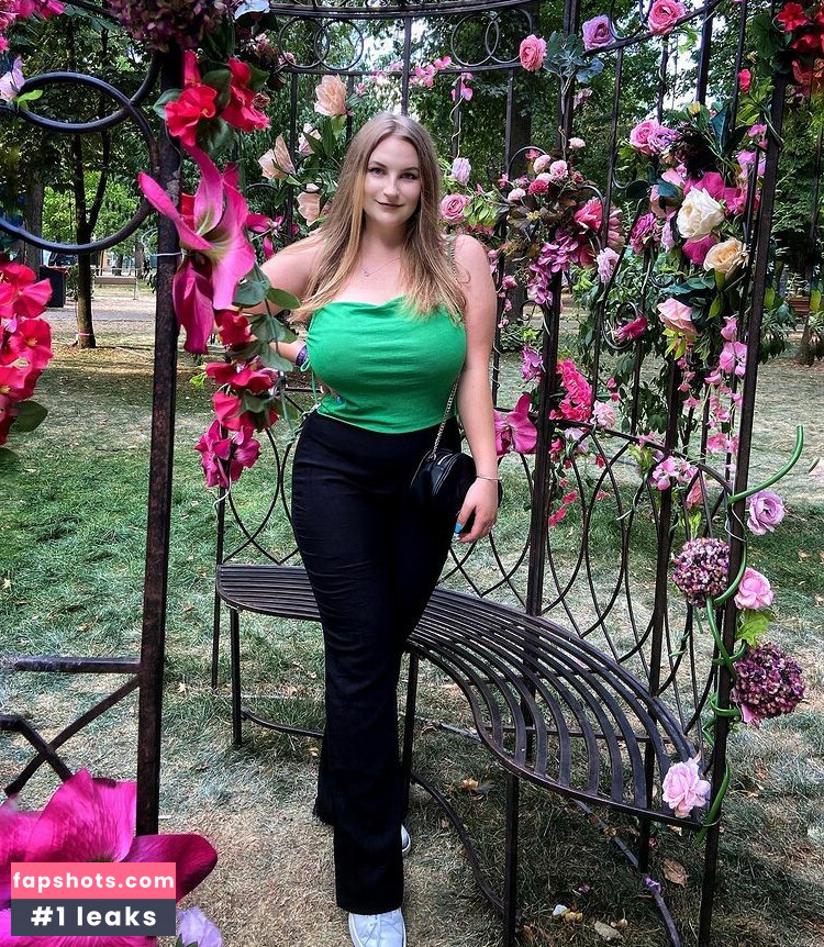 Adriana Catargiu gallery photo #12