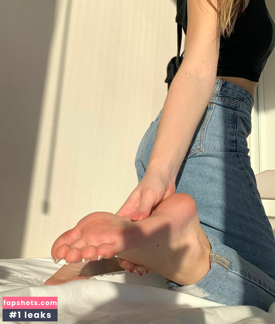 adriana.feetgirl Filtración Desnuda OnlyFans Foto #8 - Fapshots