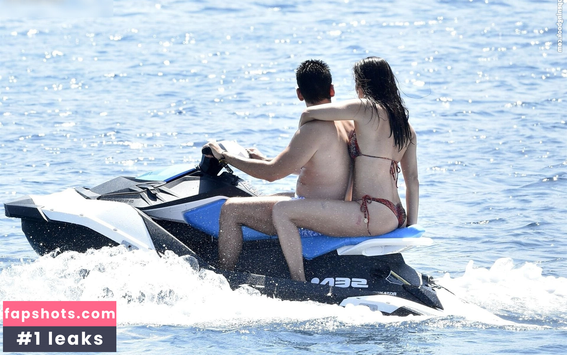 Adriana Lima gallery photo #11