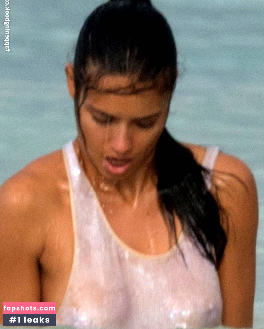 Adriana Lima gallery photo #159