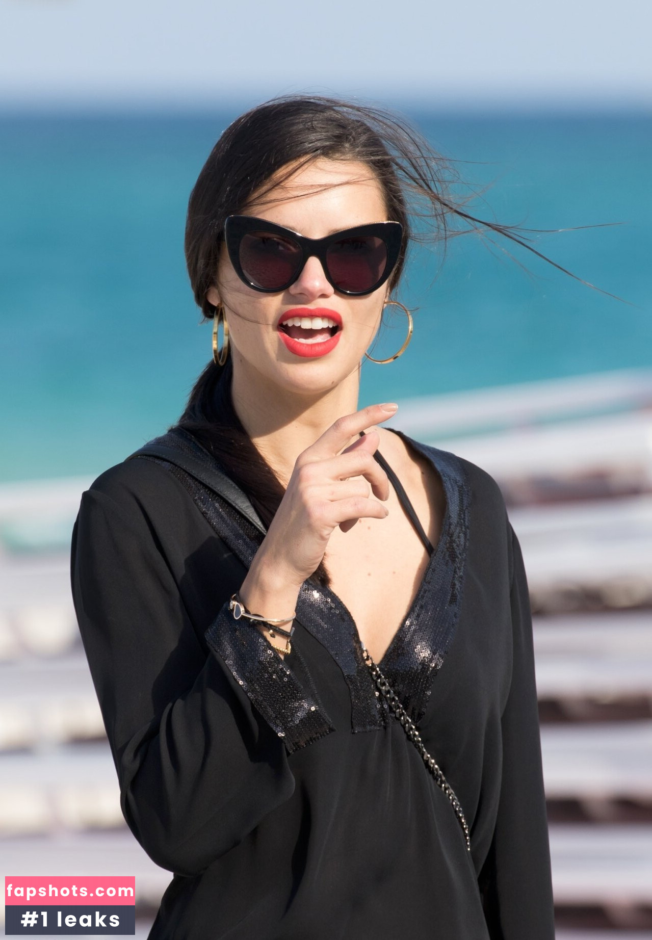 Adriana Lima gallery photo #34