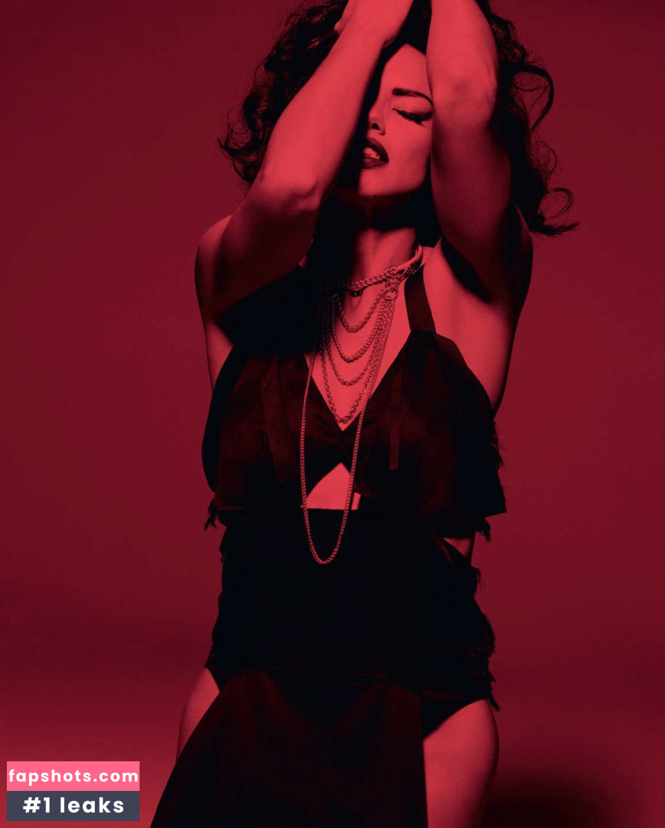 Adriana Lima gallery photo #773